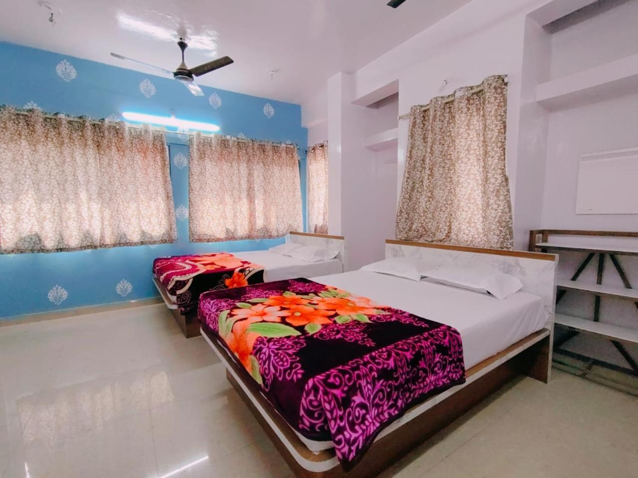 Guest house Satyam Pune