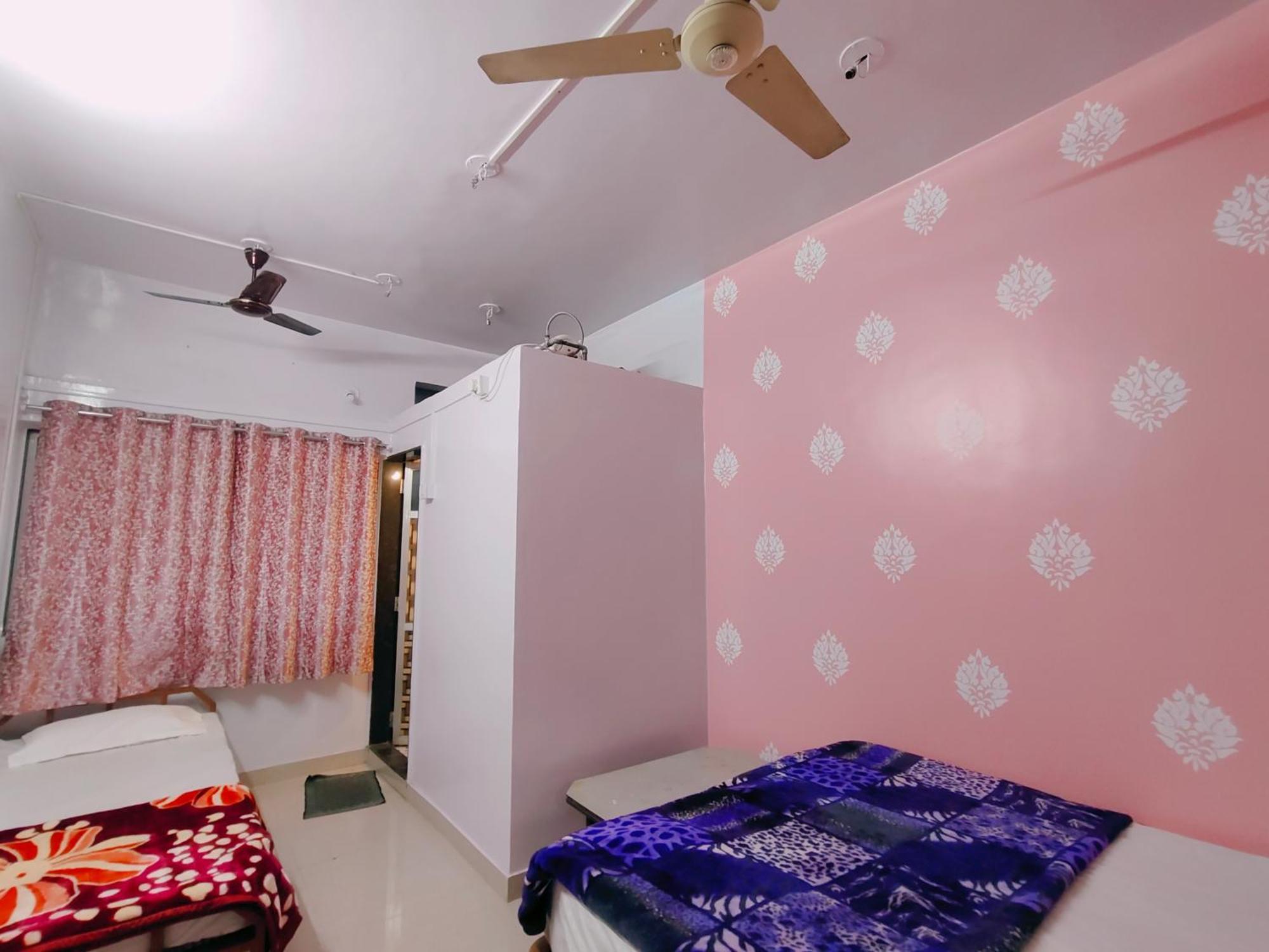 Satyam Guest house
